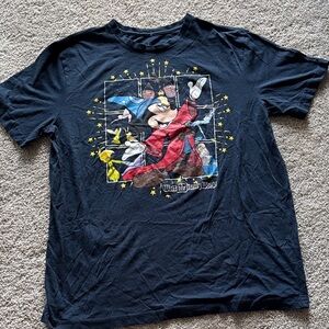 Disney Men's Black Graphic Tee with Mickey Design